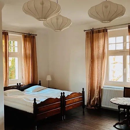Hotel apartamentowy Pałac Pozorty