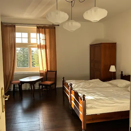 Pałac Pozorty Hotel apartamentowy *