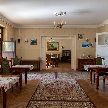 Hotel apartamentowy Pałac Pozorty Bądki