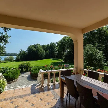Palac Pozorty Aparthotel