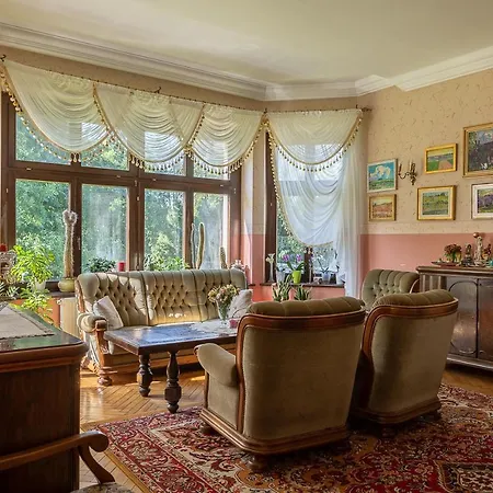 Palac Pozorty Aparthotel