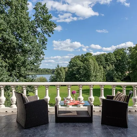 Aparthotel Palac Pozorty *