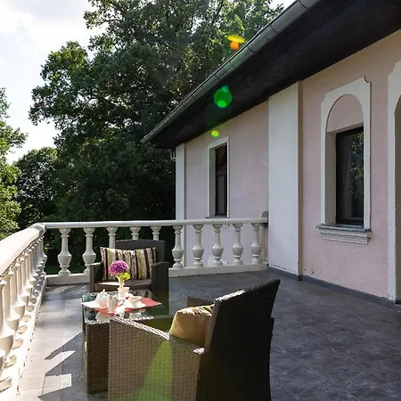 Pałac Pozorty Hotel apartamentowy Bądki