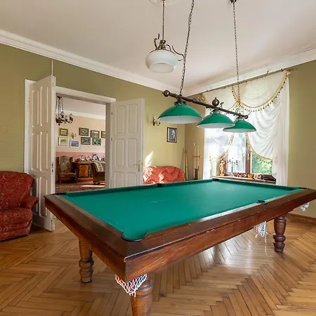 Aparthotel Palac Pozorty *