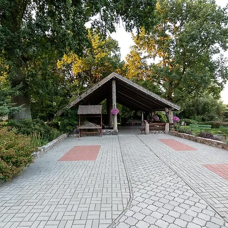 Palac Pozorty * Bądki